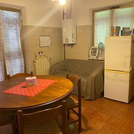 Woods House Apartment *