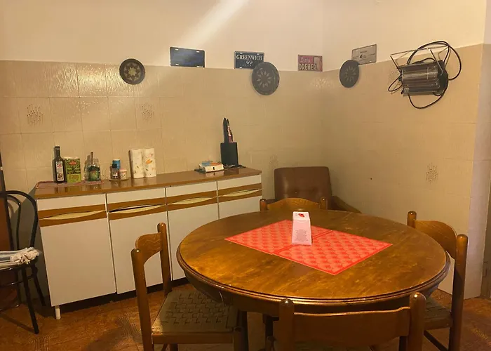 Woods House Daire Mangia